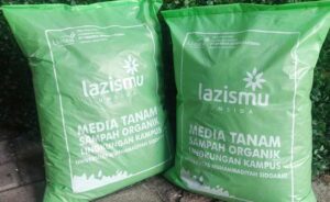 Pupuk organik Produk Umsida. (ist)