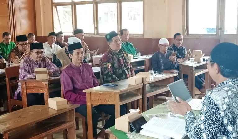 Kajian Rutin Ahad Pon Keluarga Besar Muhammadiyah Purbalingga. (taz)