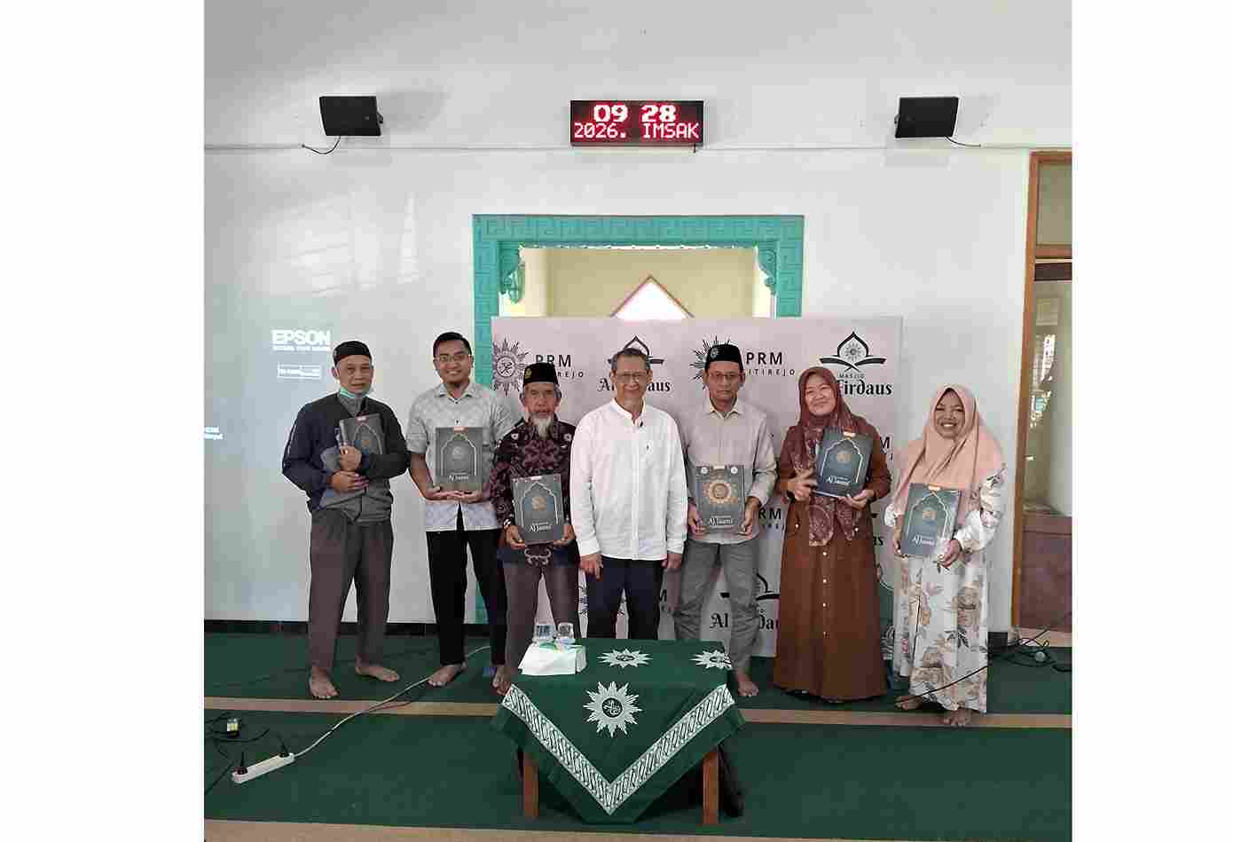 Sambut Ramadan, Kampung Al Firdaus Gelar Kajian “Puasa & Kesehatan” dan Berbagi Sayur