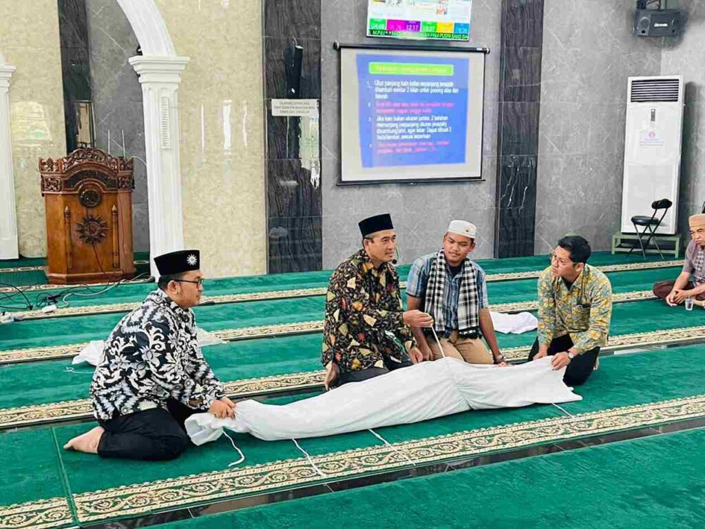 Beri Pelayanan Terbaik: LHK PCM Sako Kota Palembang Gelar Pelatihan Pemulasaran Jenazah