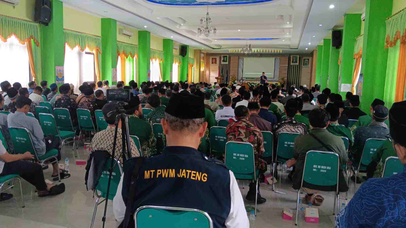 Tingkatkan Kompetensi, Ratusan Imam dan Takmir Masjid Wakaf  Muhammadiyah se Solo Raya Ikuti Pelatihan 