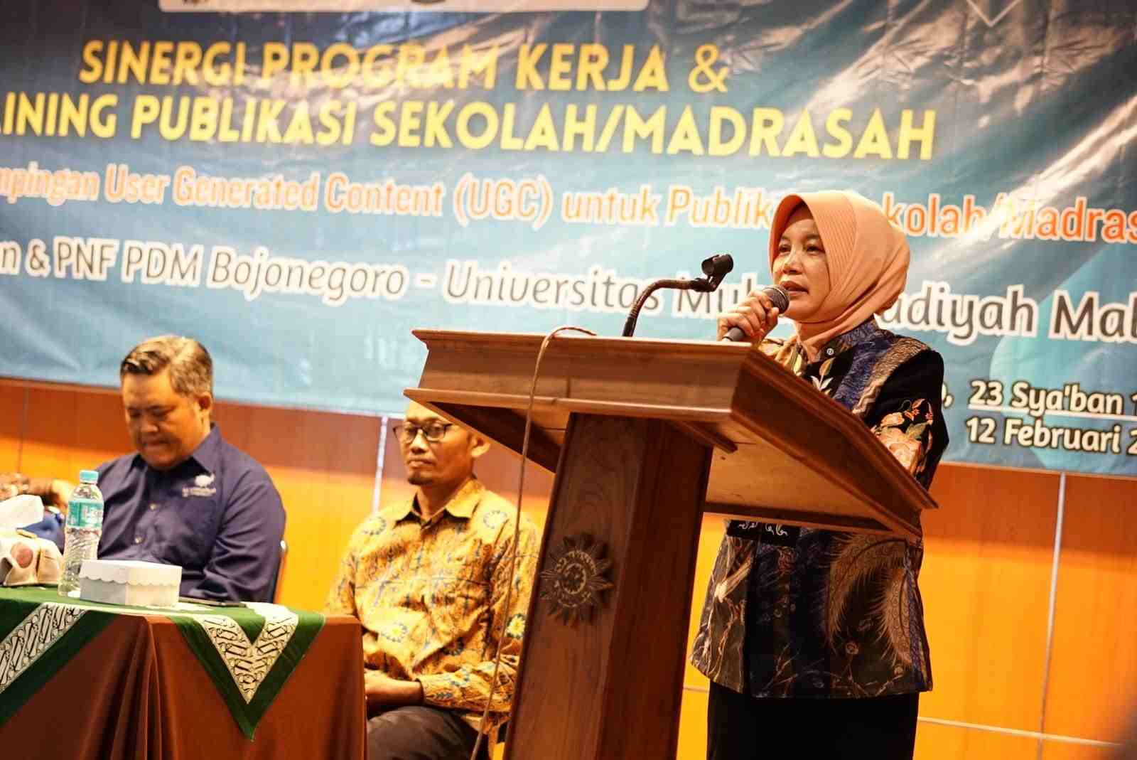 Workshop Branding Sekolah Muhammadiyah Bojonegoro Fokuskan Penguatan Promosi Digital