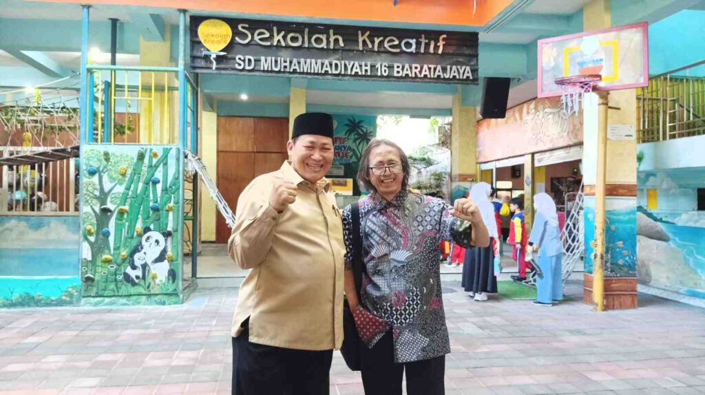 Kunjungan Pagi Penuh Makna: Wakil Ketua PWM Jatim Apresiasi Ketangguhan Sekolah Kreatif Baratajaya