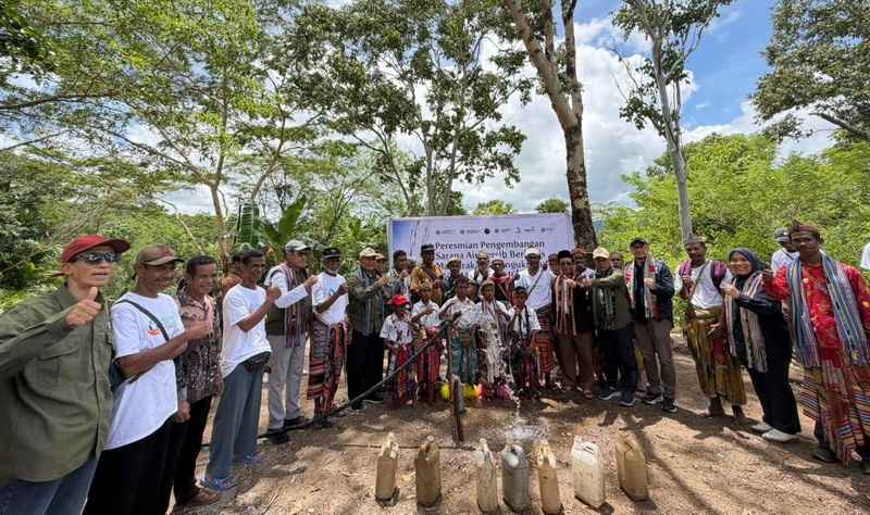 Masyarakat Desa Tliu, Kecamatan Amanuban Tengah, Kabupaten Timor Tengah Selatan (TTS), NTT, kini memiliki sarana air bersih. (ist)