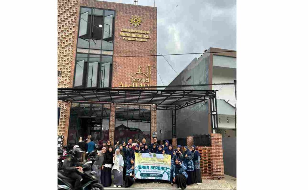  IGABA Purwokerto Selatan dan Pemuda Masjid Al-Haq Tebar Keberkahan di Bulan Ramadan