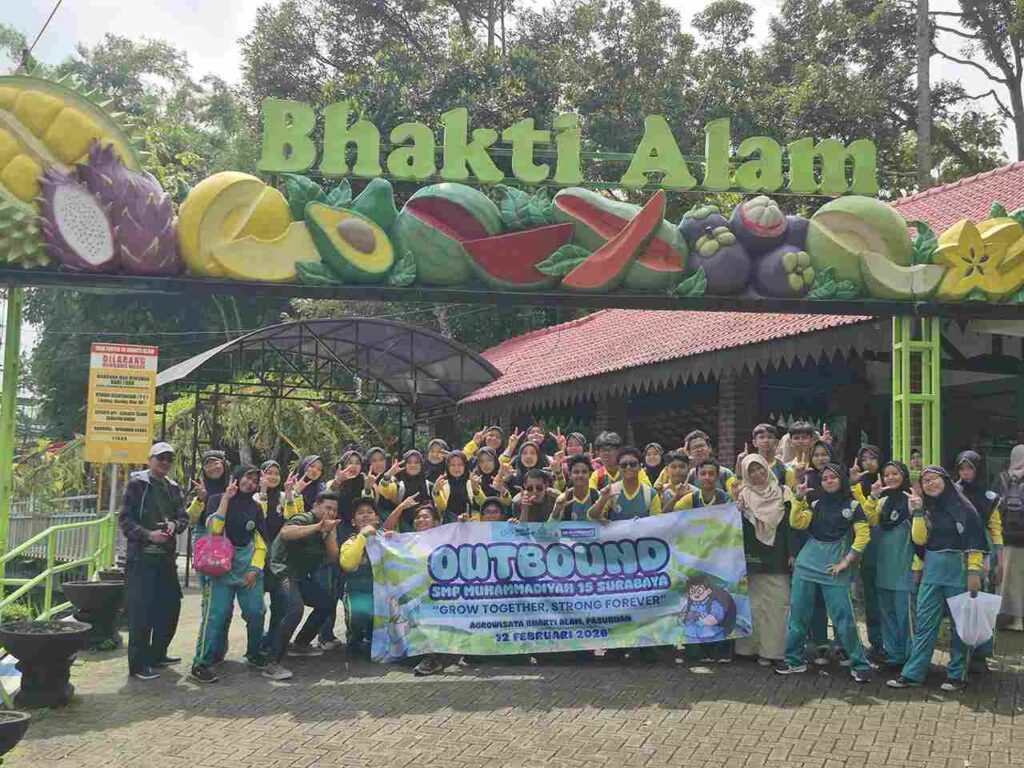 Grow Together, Strong Forever: Outbond SMP Muhammadiyah 15 Penuh Keceriaan dan Edukatif