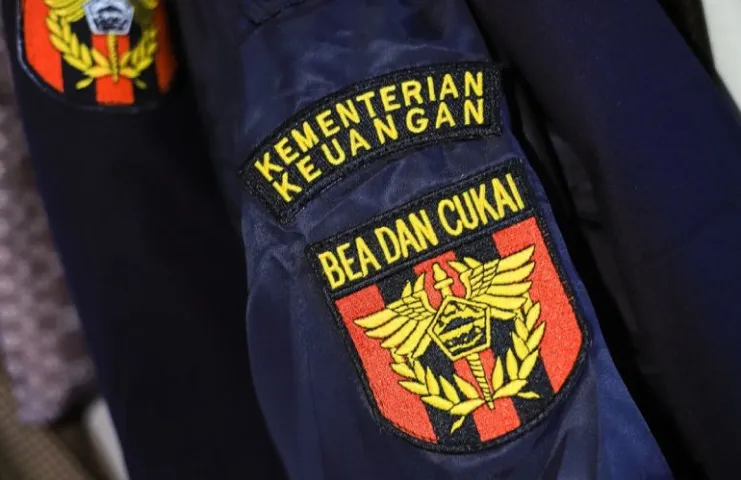 Skandal Bea Cukai: Jatah Rutin untuk Barang Impor KW