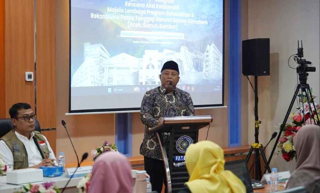 Ketua PP Muhammadiyah, dr.Agus Taufiqurrahman, dalam lokakarya rencana aksi rehabilitasi dan rekonstruksi pasca bencana Sumatra. (ist)
