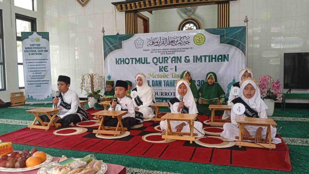 Khotmil Qur’an dan Ihmtihan TPQ Qurrota A'yun Puri Sejahtera Buduran Berlangsung Khitmad