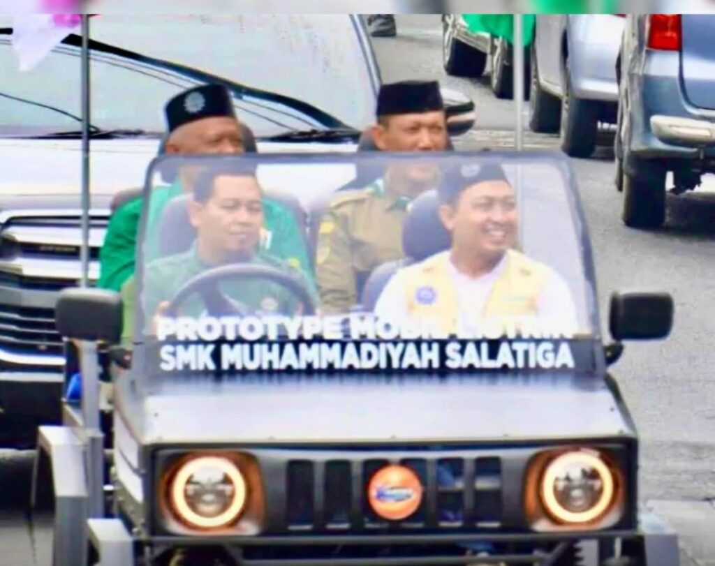 SMK Muhammadiyah Salatiga Luncurkan Mobil Listrik E-MOZA, Inovasi Siswa di Bidang Otomotif
