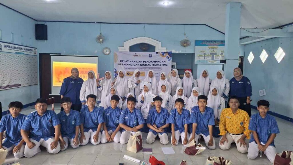 Perkuat Branding Sekolah, UMM Latih Siswa SMAM 1 Bojonegoro Jadi Content Creator