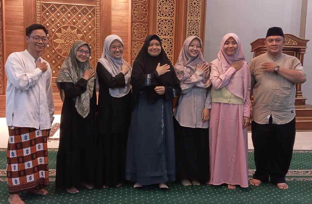 Tarawih Bersama, Siswa Muhammadiyah Surakarta Perkuat AIK