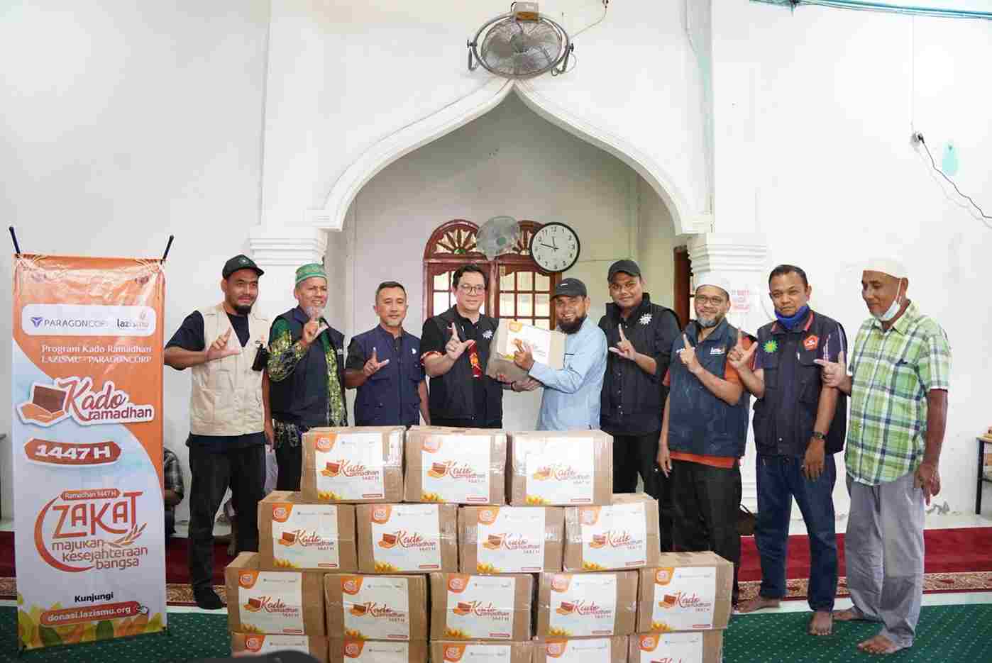 Wujudkan Kepedulian, Lazismu dan Paragon Corp Salurkan 150 Paket Kado Ramadan untuk Penyintas Banjir di Aceh
