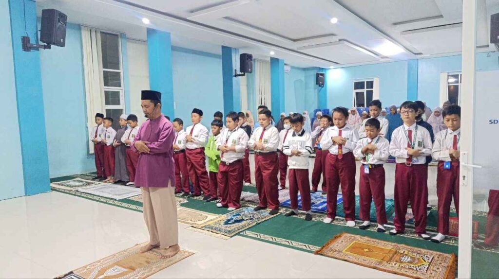 Dari SD Muhammadiyah 1 Malang, Fajar Iman Itu Bernama Siroh