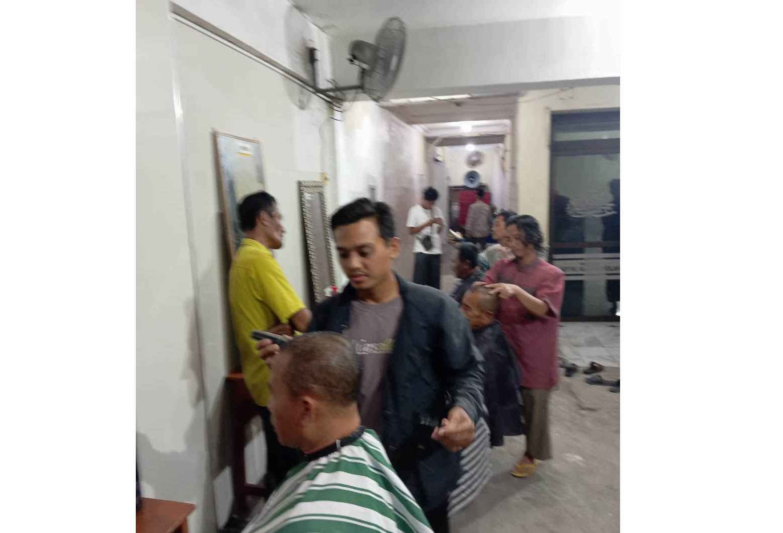 Cahaya Ramadan, Jejak Bakti PCPM Sidayu Melalui Santunan Yatim dan Khidmat Cukur Gratis