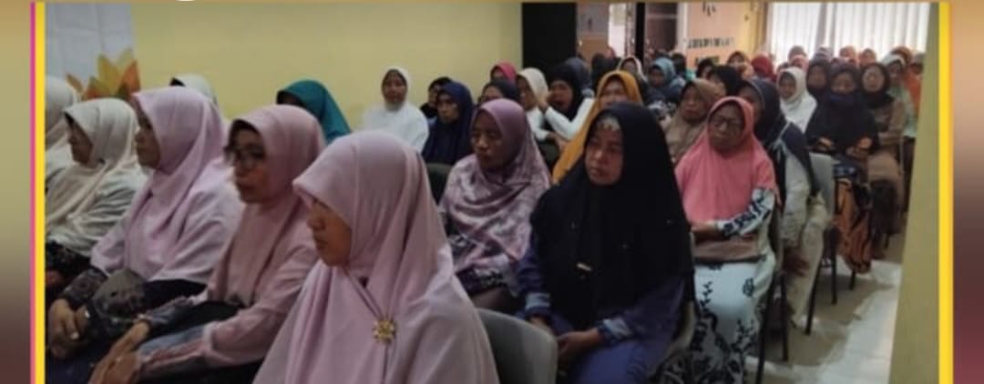 PW Aisyiyah Jatim Gelar "Berbagi Kebahagiaan Ramadan" Bersama Lansis