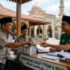 Puasa Ramadan Kita Sempurna dengan Zakat Fitrah dan Zakat Maal