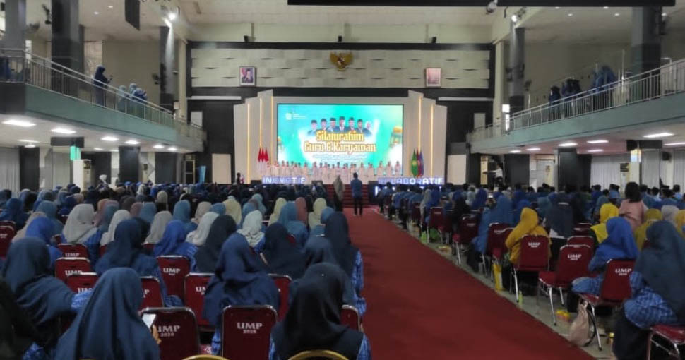 Konsolidasi Warnai Silaturahmi Guru dan karyawan Sekolah-Madrasah Muhammadiyah Banyumas