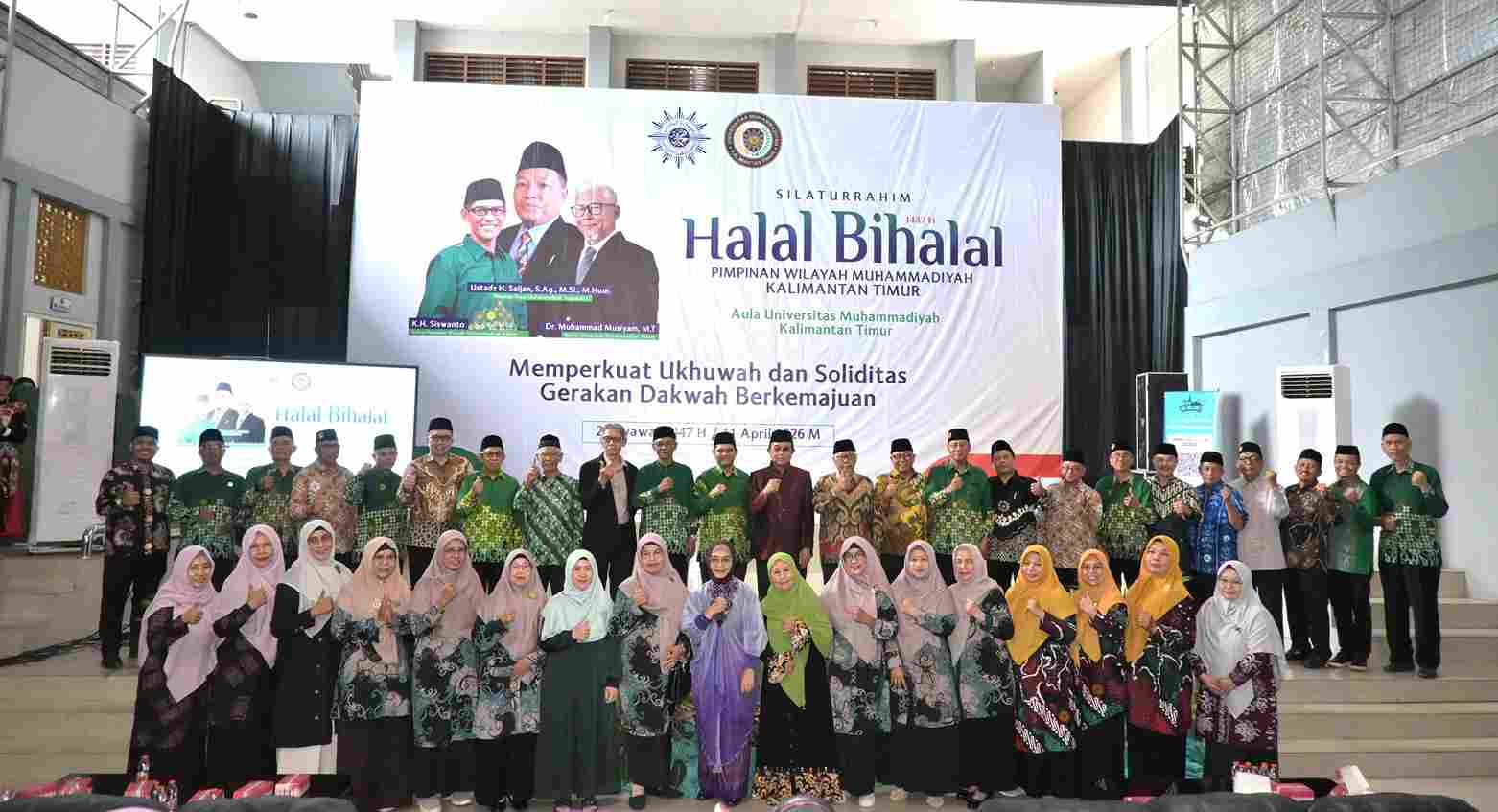 Halalbihalal PWM Kaltim Perkuat Soliditas dan Terima Amanah Wakaf