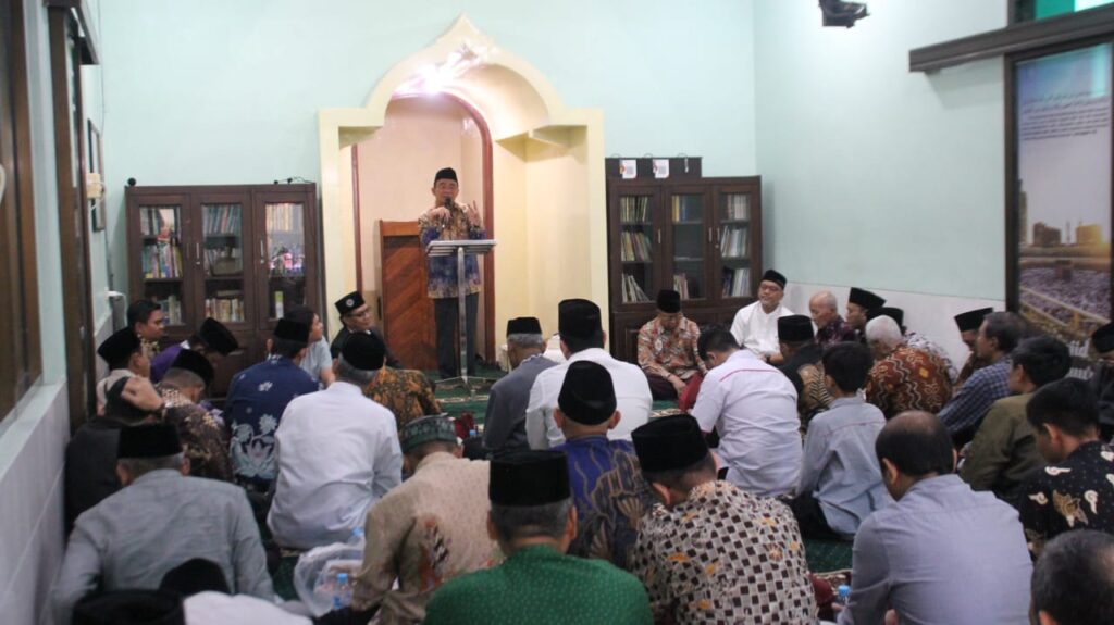 Pengajian PCM Lowokwaru: Prof Muhadjir Tekankan Pentingnya Naik Kelas dari Islam ke Iman