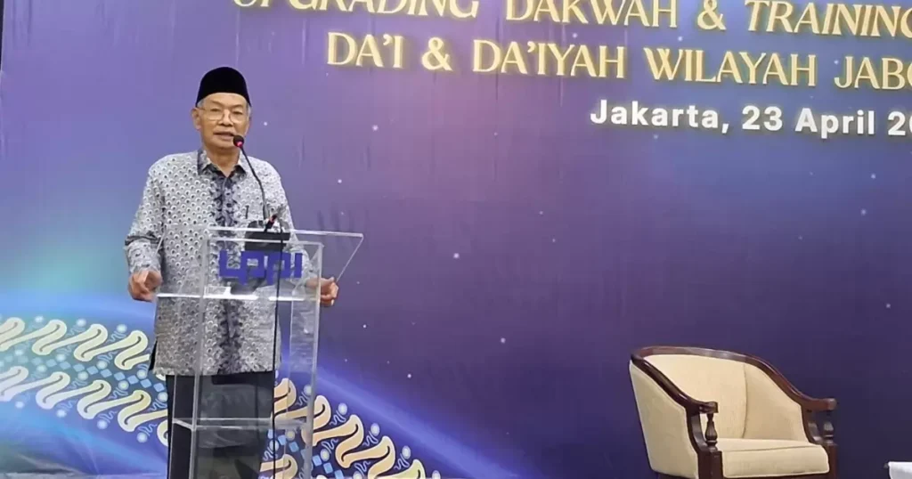 Ketua MUI Bidang Dakwah, KH Abdul Manan Ghani dalam acara Upgrading Dakwah Training of Trainer (ToT) Dai & Daiyah Wilayah Jabodetabek. (mui)