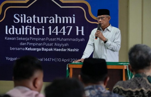 Haedar Nashir dalam sambutan pada Silaturahmi Muhammadiyah-Aisyiyah. (ist)