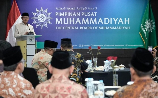 Haedar Nashir memberikan sambutan dalam MoU antara Pimpinan Pusat Muhammadiyah dengan BPJS Ketenagakerjaan di Aula Kantor PP Muhammadiyah Yogyakarta. (ist)