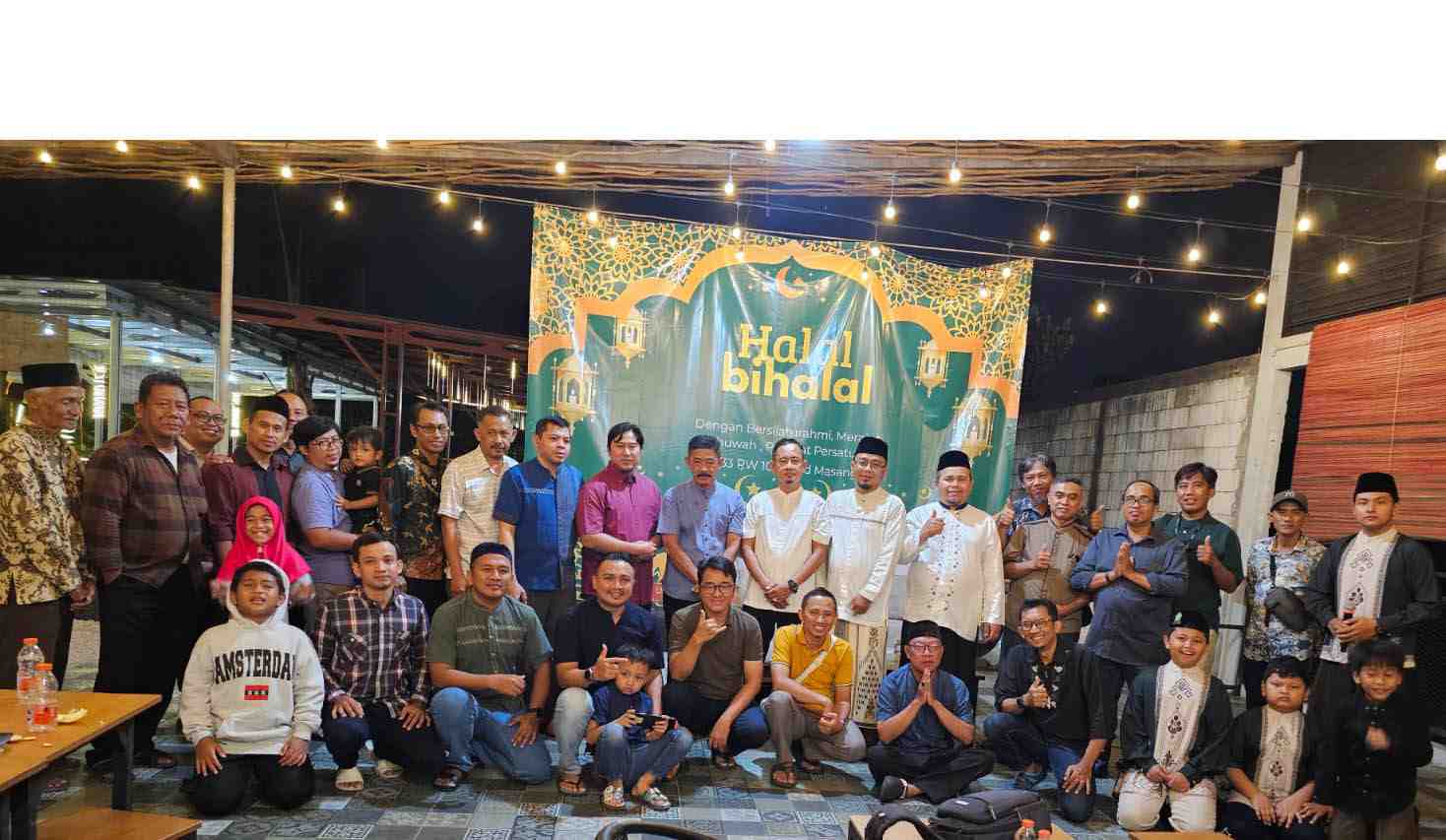 Warga RT 33 Grand Masangan Sidoarjo Perkuat Kerukunan Lewat Halalbihalal