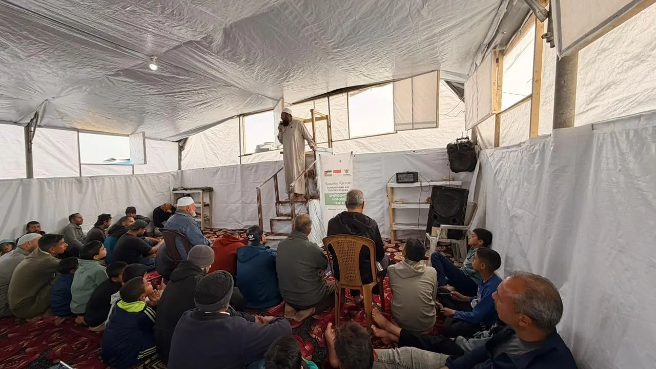 Badan Amil Zakat Nasional (BAZNAS) RI mendirikan tiga masjid darurat di sejumlah wilayah Gaza, Palestina.(Foto: Humas BAZNAS)