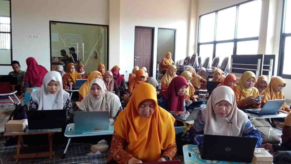 Workshop Penulisan di Blitar: Guru PAI Didorong Jadi Penulis Produktif