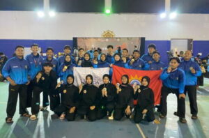 Tim Umsida bersama pendamping. (ist)