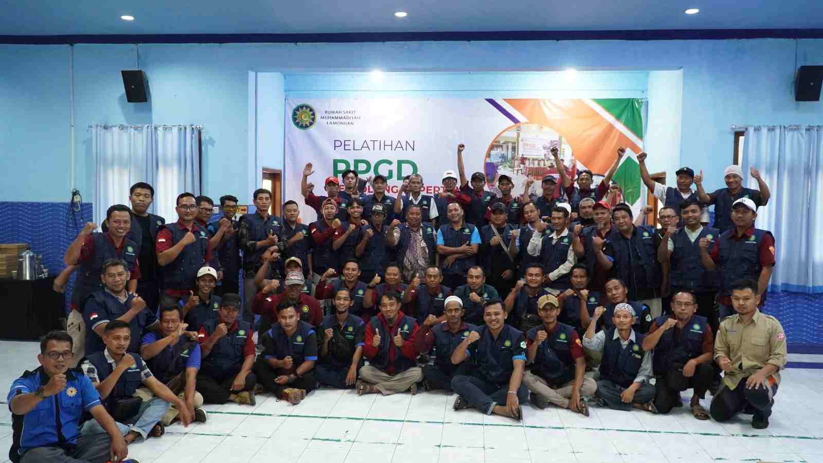 Tingkatkan Keselamatan Pasien, RS Muhammadiyah Lamongan Latih Puluhan Driver Mobil Siaga Tangani Gawat Darurat