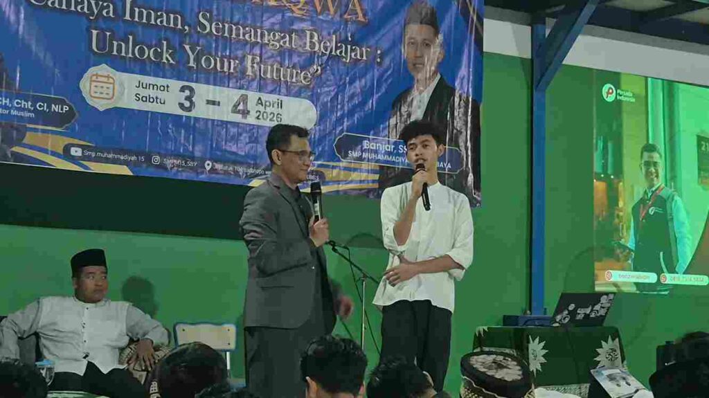 Persiapan Hadapi TKA, SMP Muhammadiyah 15 Boarding School Surabaya Hadirkan Motivator Nasional