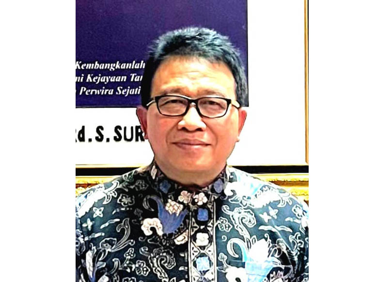 Melampaui AI: Membangun Generasi Ulul Albab dengan Kecerdasan Ekosistem