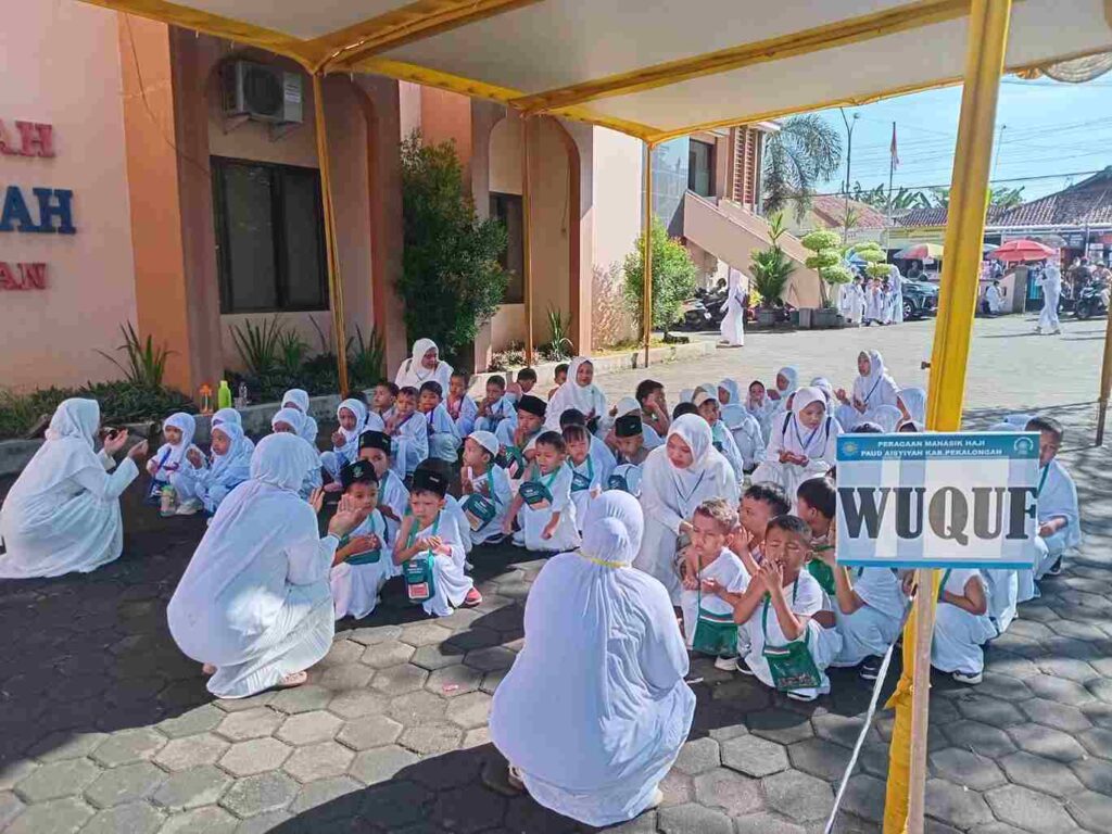1.400 Siswa TK Aisyiyah se-Kabupaten Pekalongan Peragakan Manasik Haji