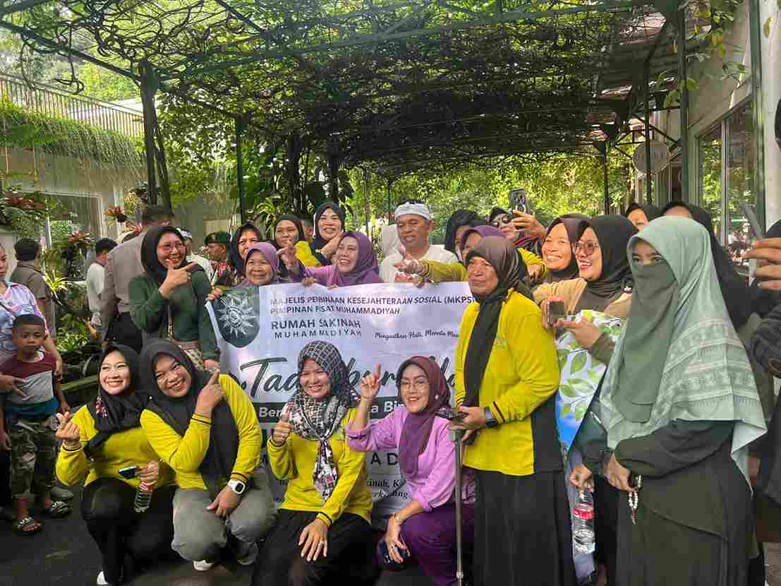 Kang Dedi Mulyadi Berdialog Bersama Binaan Rumah Sakinah Muhammadiyah di Kebun Raya Bogor