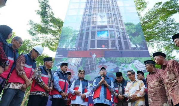 Groundbreaking Gedung KHA Dahlan Tower 20 Lantai UMC. (ist)
