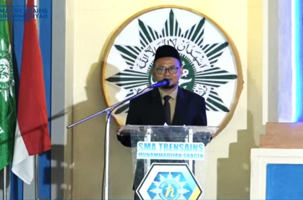 Direktur SMA Trensains Muhammadiyah Sragen, Mohammad Fahruroni, M.Pd.