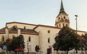 Katedral St Justus and St Pastor. Sebuah katedral Katolik Roma yang terletak di Alcala de Henares, Madrid, Spanyol. (ist)