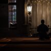 Aku Ingin Duduk Sendiri di Malam yang Hening