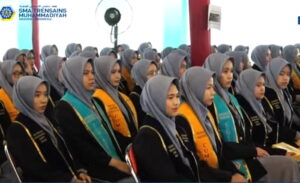 Para santriwati yang diwisuda