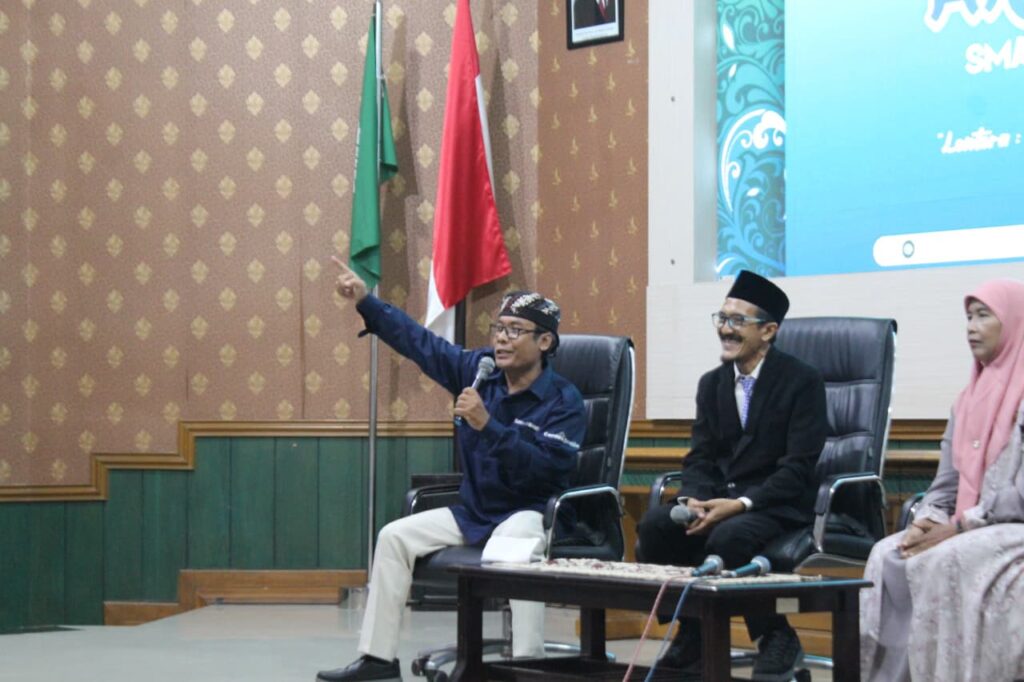 Dialog Interaktif, Warnai Kemeriahan Akhirusanah SMA Muhammadiyah 1 Jombang