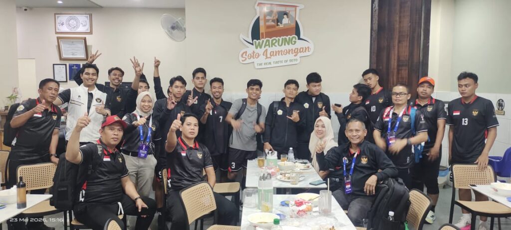Tim Sepak Takraw Indonesia Obati Luka dengan Soto Lamongan di Kuala Lumpur