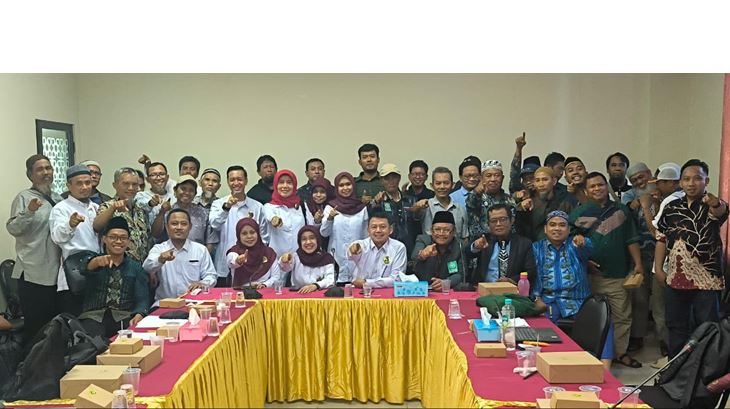 Para peserta Dialog Kebangsaan Bersama Sahabat Deradikalisasi: Sinergi Program LDK PWM Jatim dan FKPT Jatim. (ist)