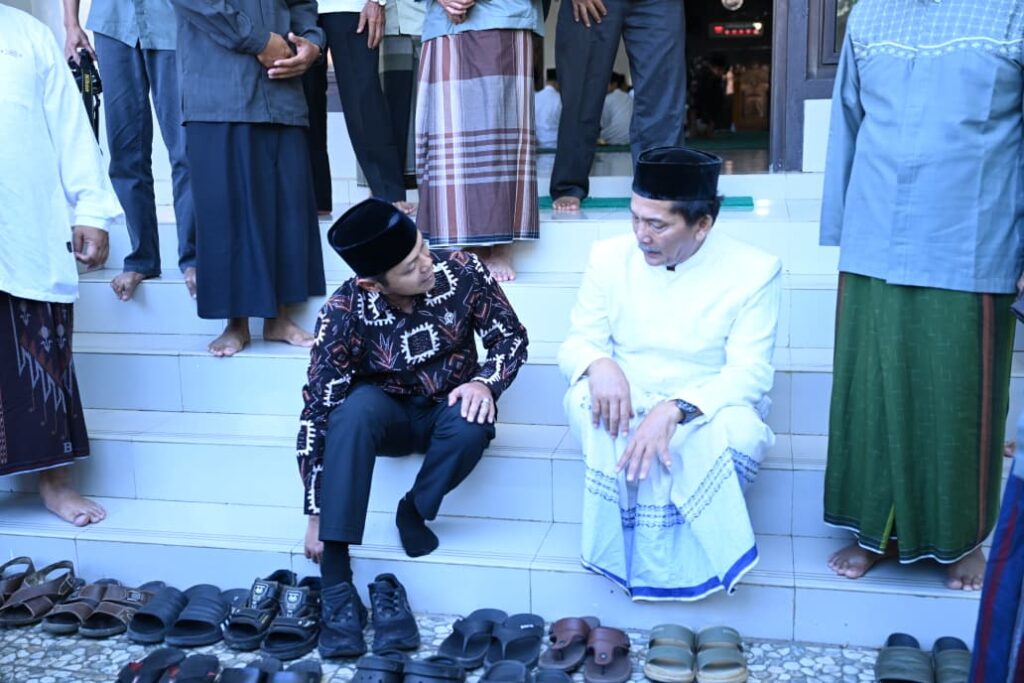 Silaturahmi ke Pesantren Cintawana, Wamendikdasmen Fajar Kenang Pesan dan Jejak Keilmuan Haedar Nashir