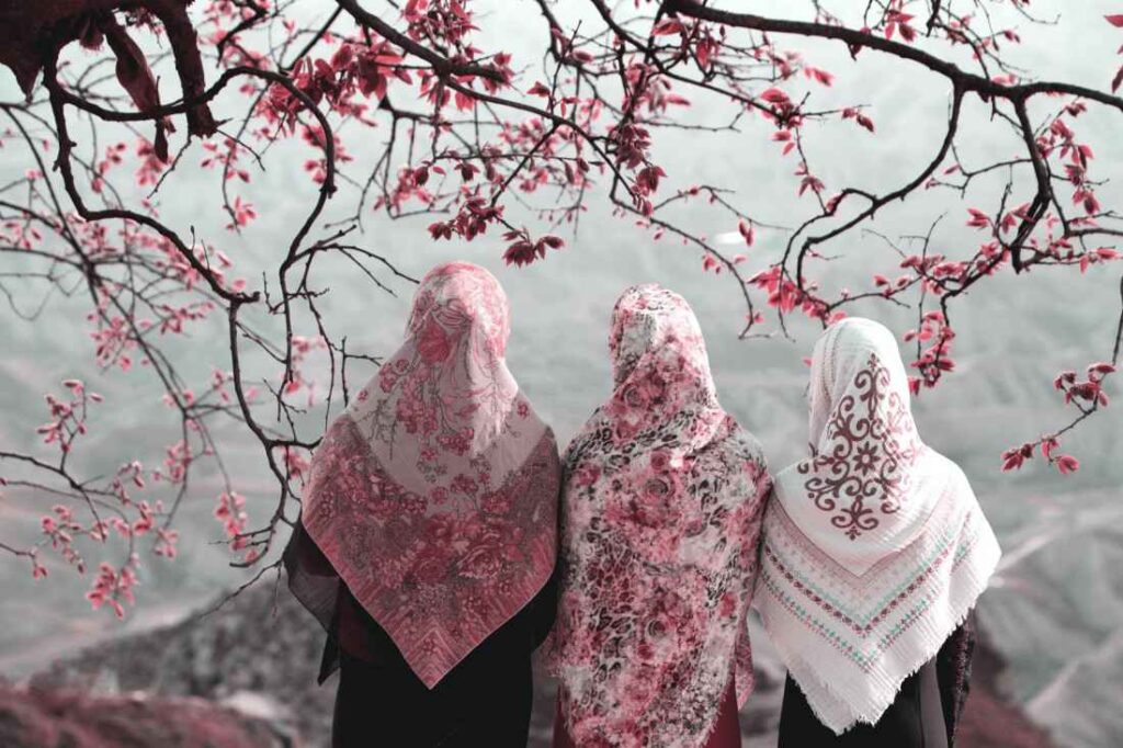 Hadis “Lebih Baik Ditusuk Jarum Besi daripada Menyentuh Wanita yang Tidak Halal”: Kajian Sanad dan Istidlal Ulama