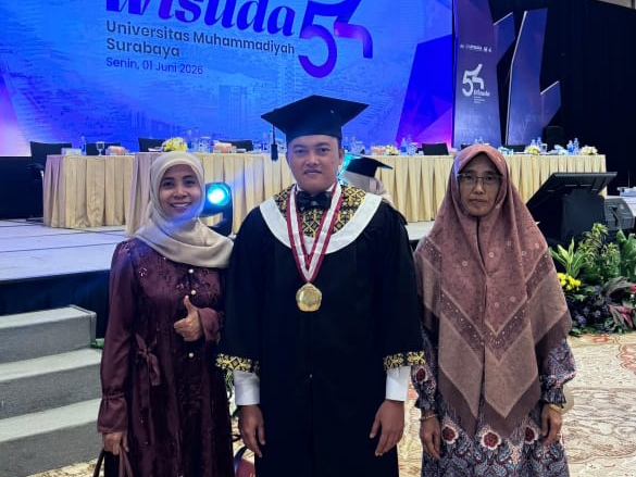 Pagi Memimpin Madrasah, Sore Mencuci Motor, Helmi Rohmanto Raih Gelar Magister di Umsura