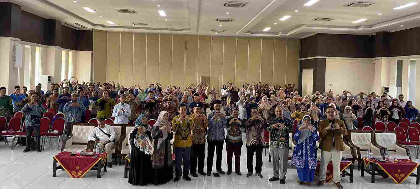 Seminar Nasional Magister Psikologi UMM: Kolaborasi Guru dan Orang Tua Jadi Kunci Sukses Pendidikan Inklusif