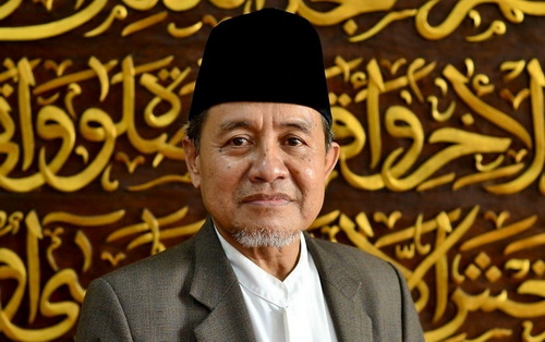 Prof. Maman Abdurrahman.
