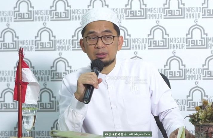 Ustaz Adi Hidayat